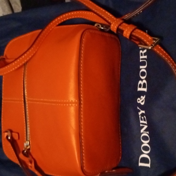 Purse - Picture 3 of 4